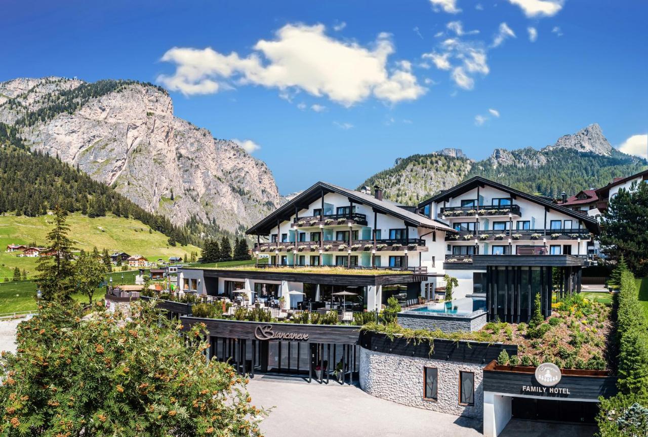 Biancaneve Family Hotel Selva di Val Gardena Exterior foto